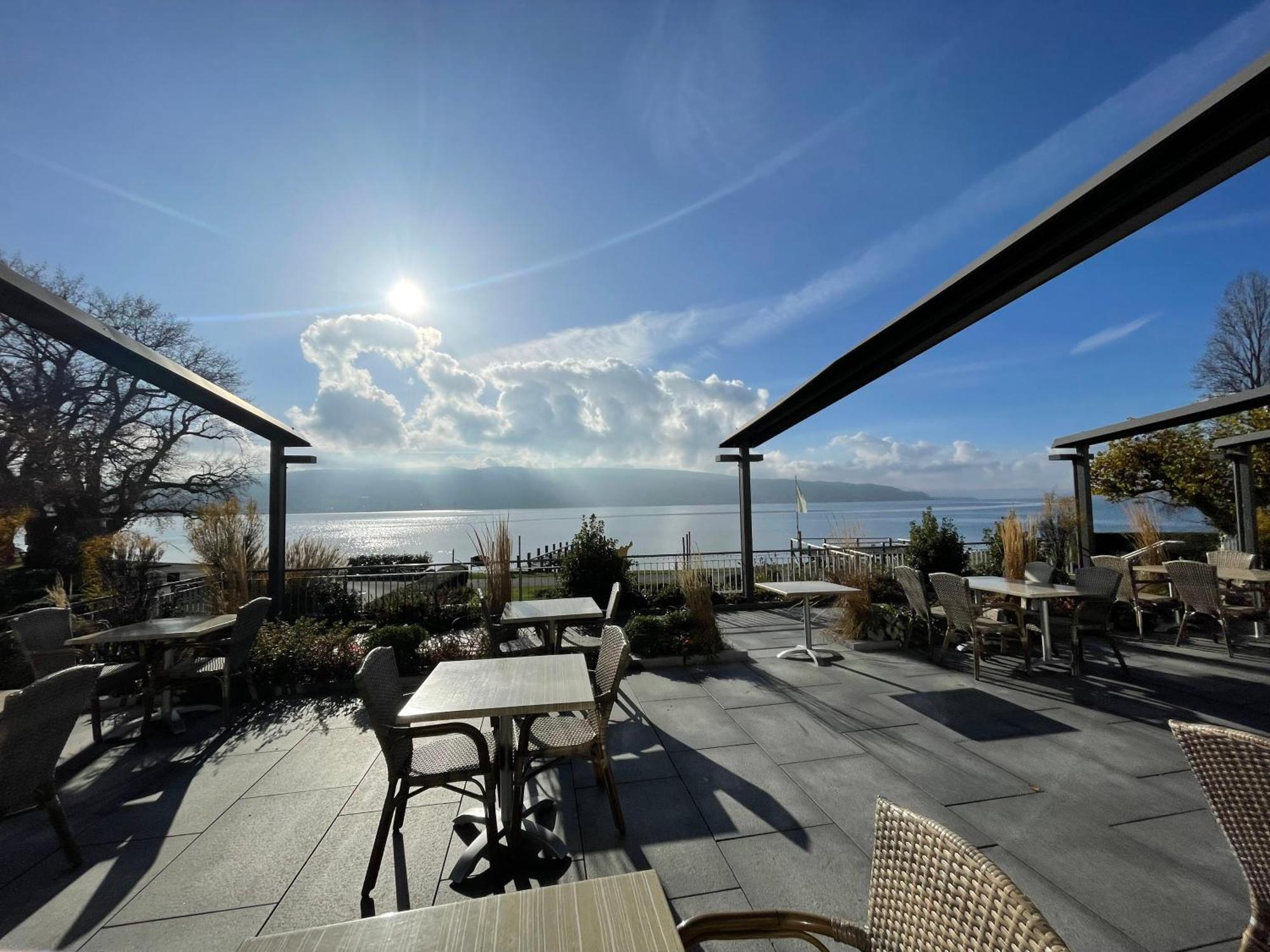 Strandhotel Loechnerhaus 赖歇瑙 外观 照片