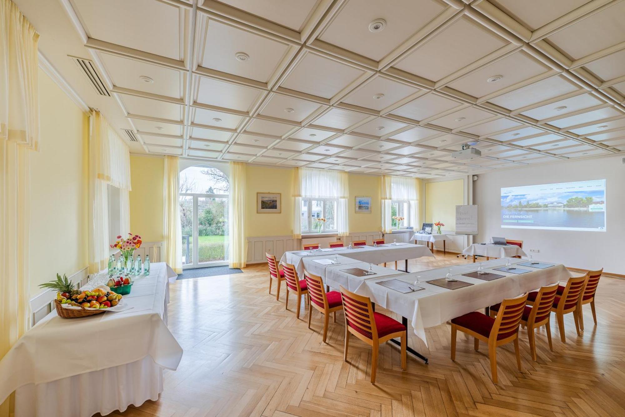 Strandhotel Loechnerhaus 赖歇瑙 外观 照片