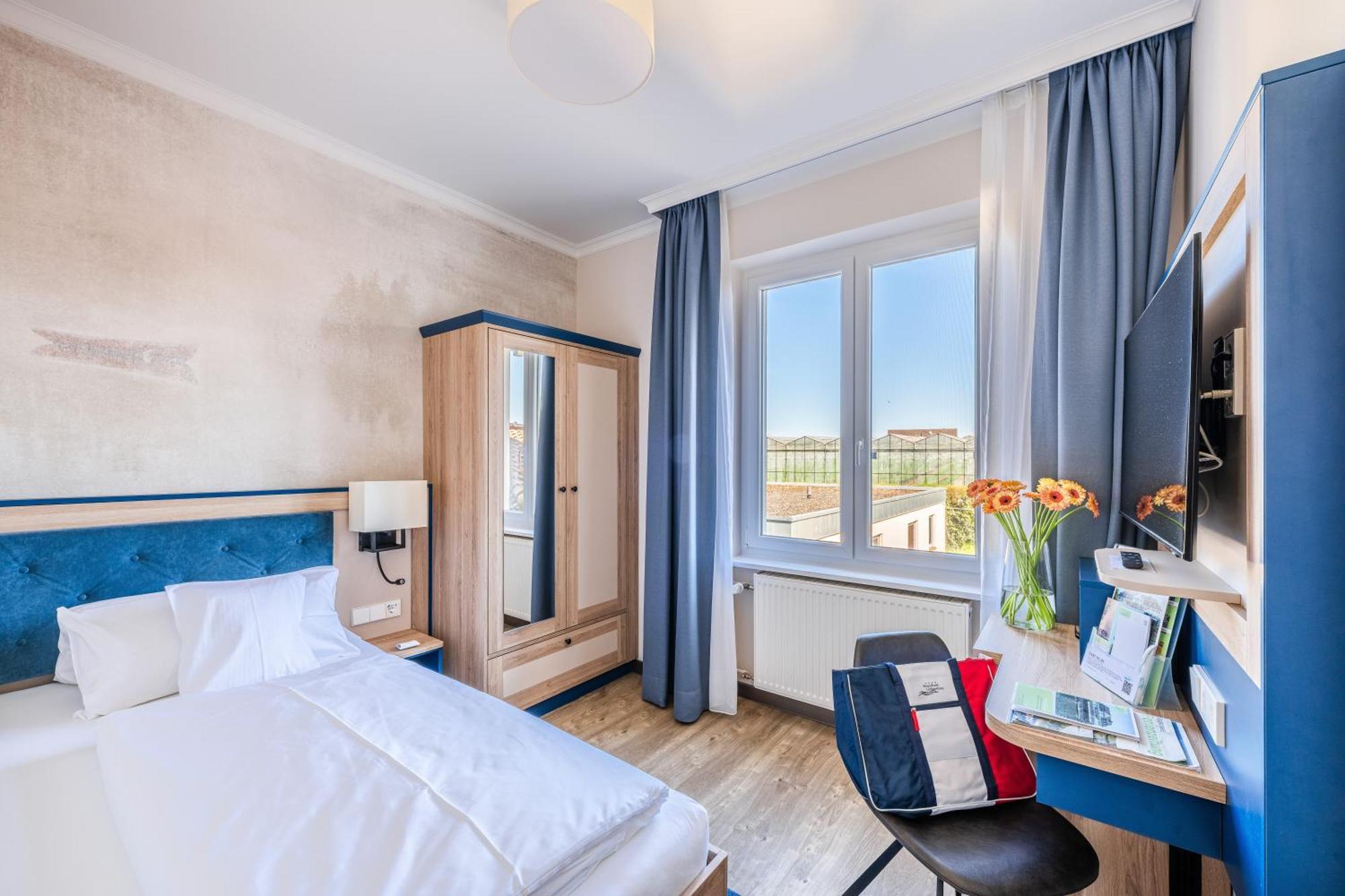 Strandhotel Loechnerhaus 赖歇瑙 外观 照片