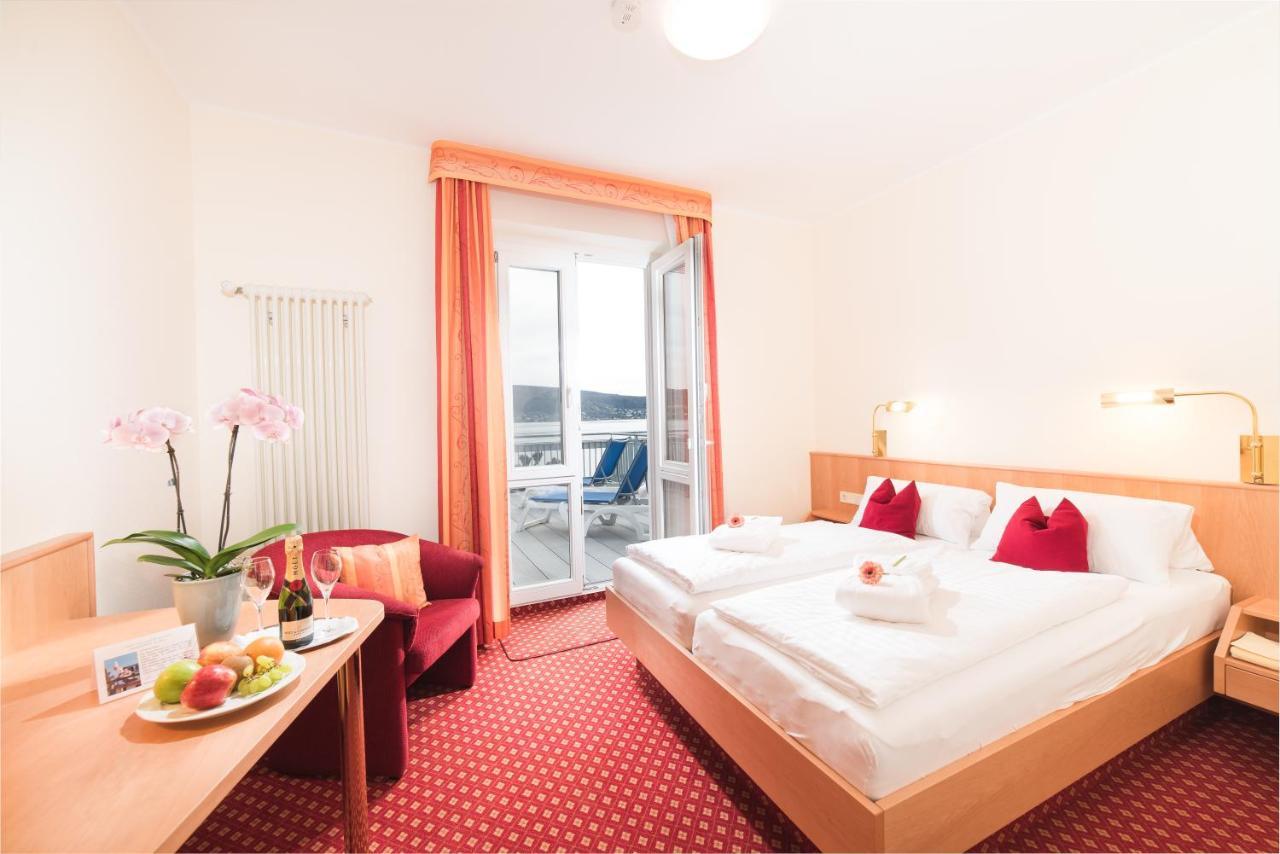 Strandhotel Loechnerhaus 赖歇瑙 外观 照片